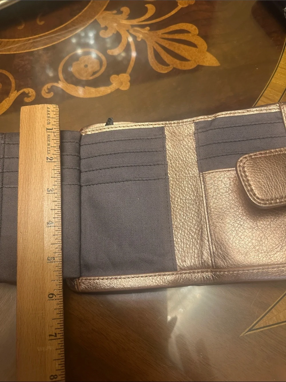 Fossil Metallic Rose Gold Leather Wallet - Picture 2 of 8